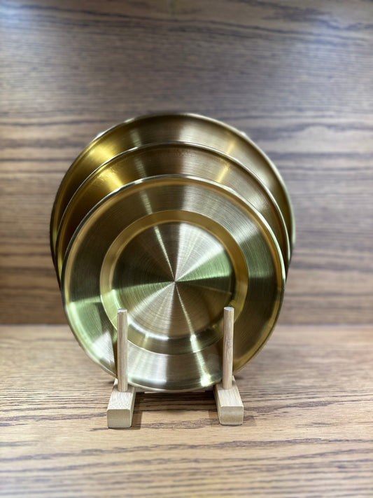 GOLDEN PLATES