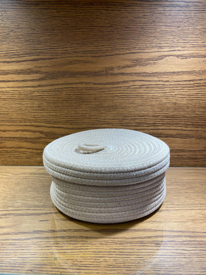 Roti Storage Woven Basket with Lid 🧺