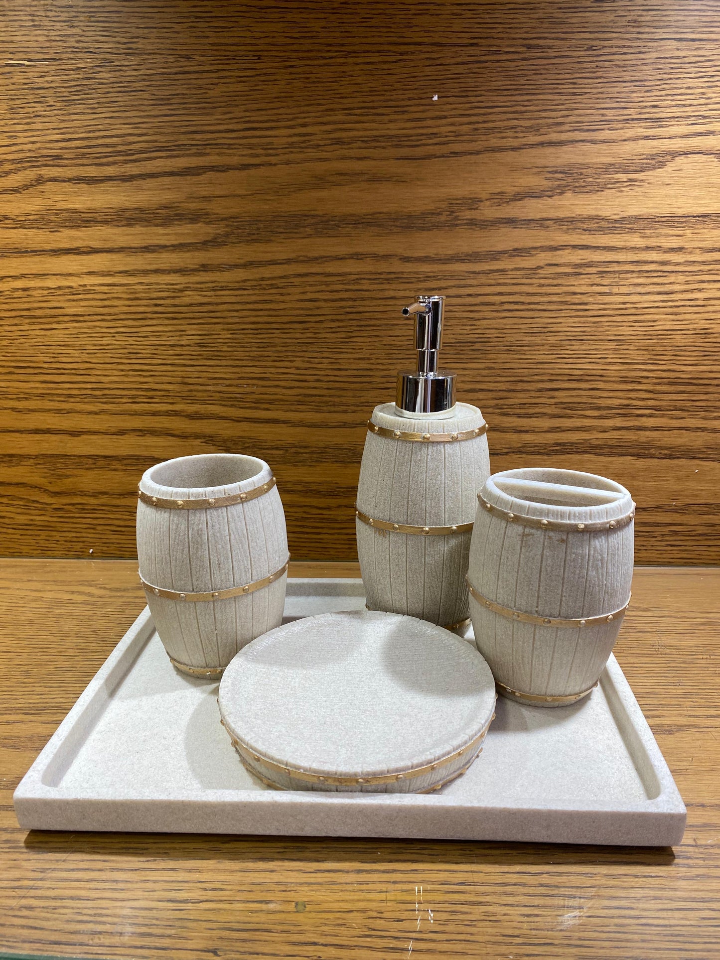 FIBER BATHROOM  SET WITH  TRAY