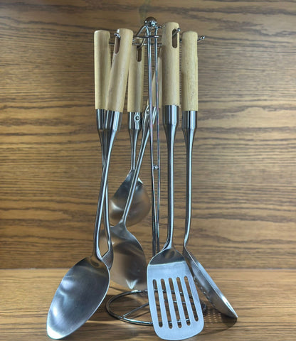 7 PIECE  KITCHEN TOLL SET