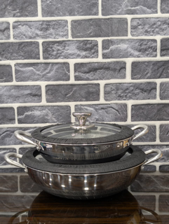 DOUBLE HANDLE WOK 26 CM