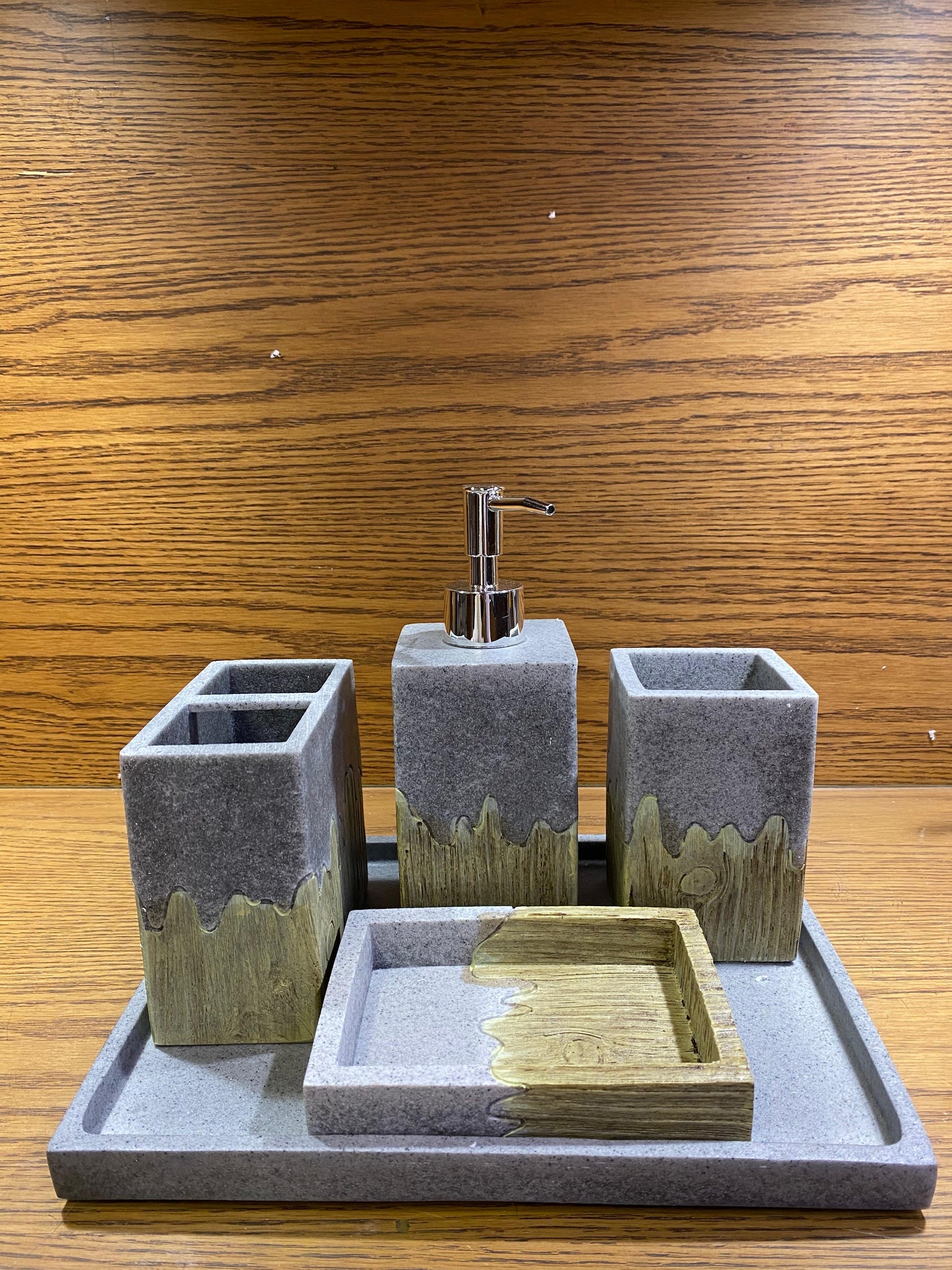 FIBER BATHROOM  SET WITH  TRAY