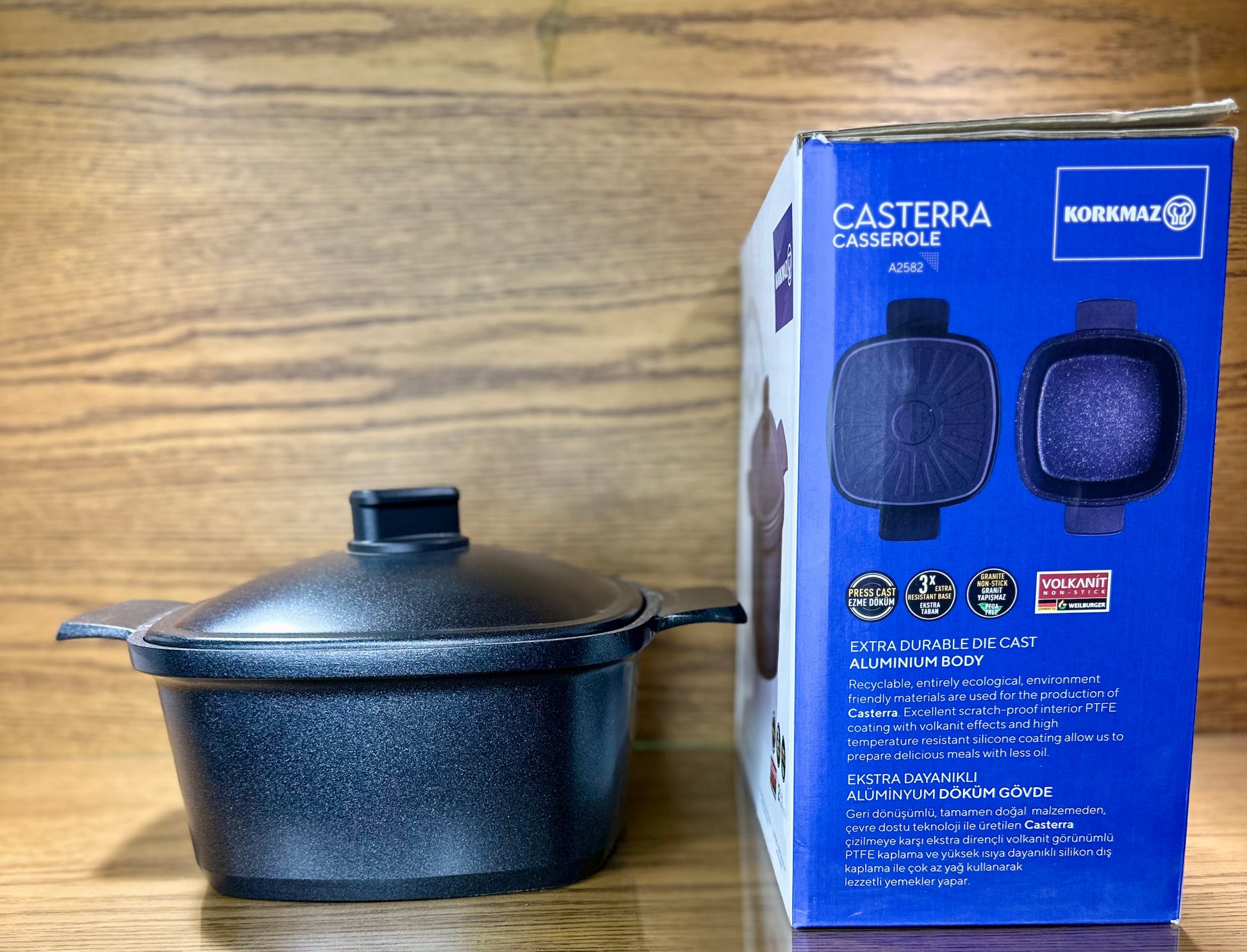 KORKMAZ Square Cast Iron Casserole 24 x 24 x 11.5 cm “Casterra” - TDL HOUSEHOLD