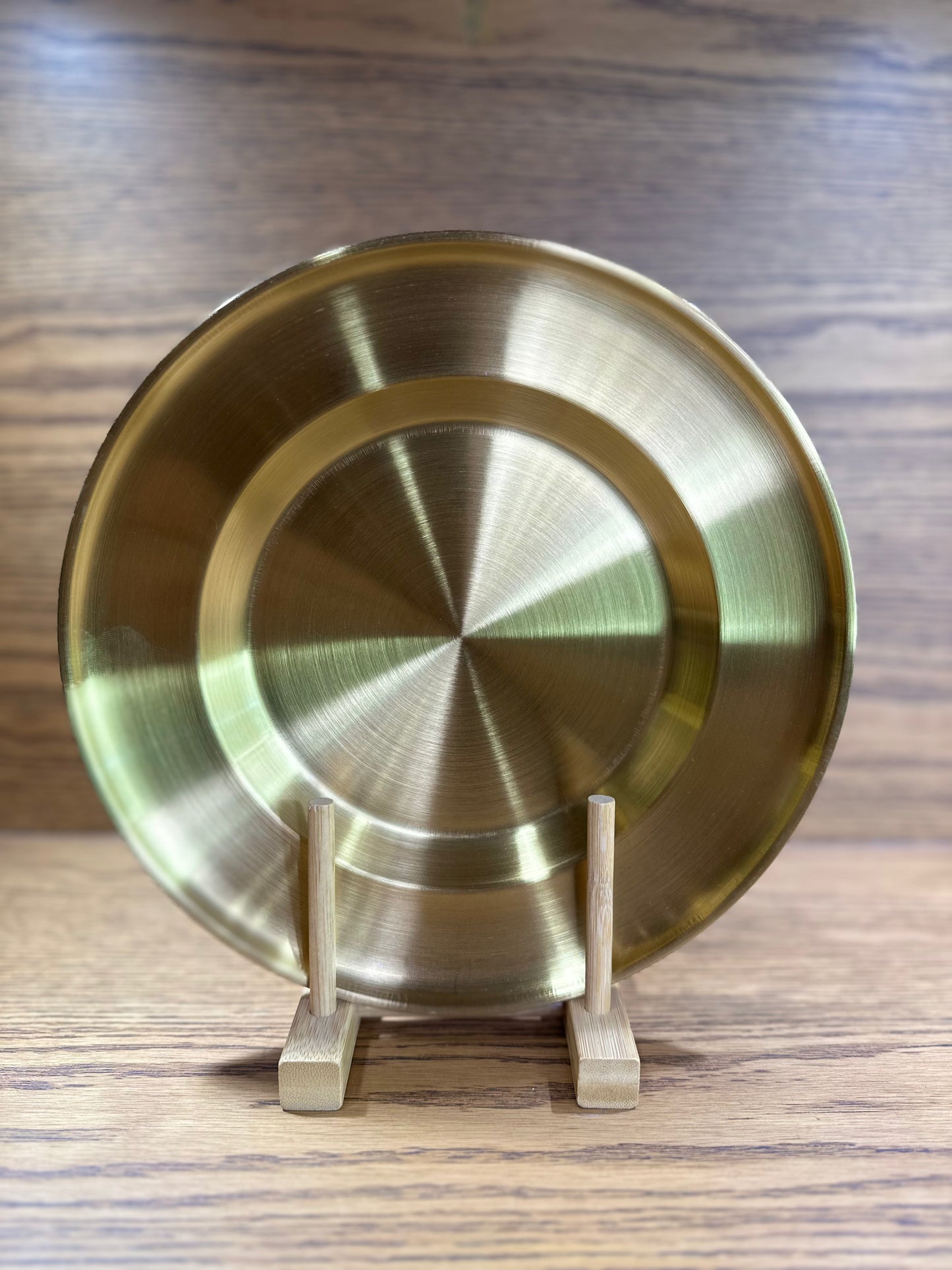 GOLDEN PLATES