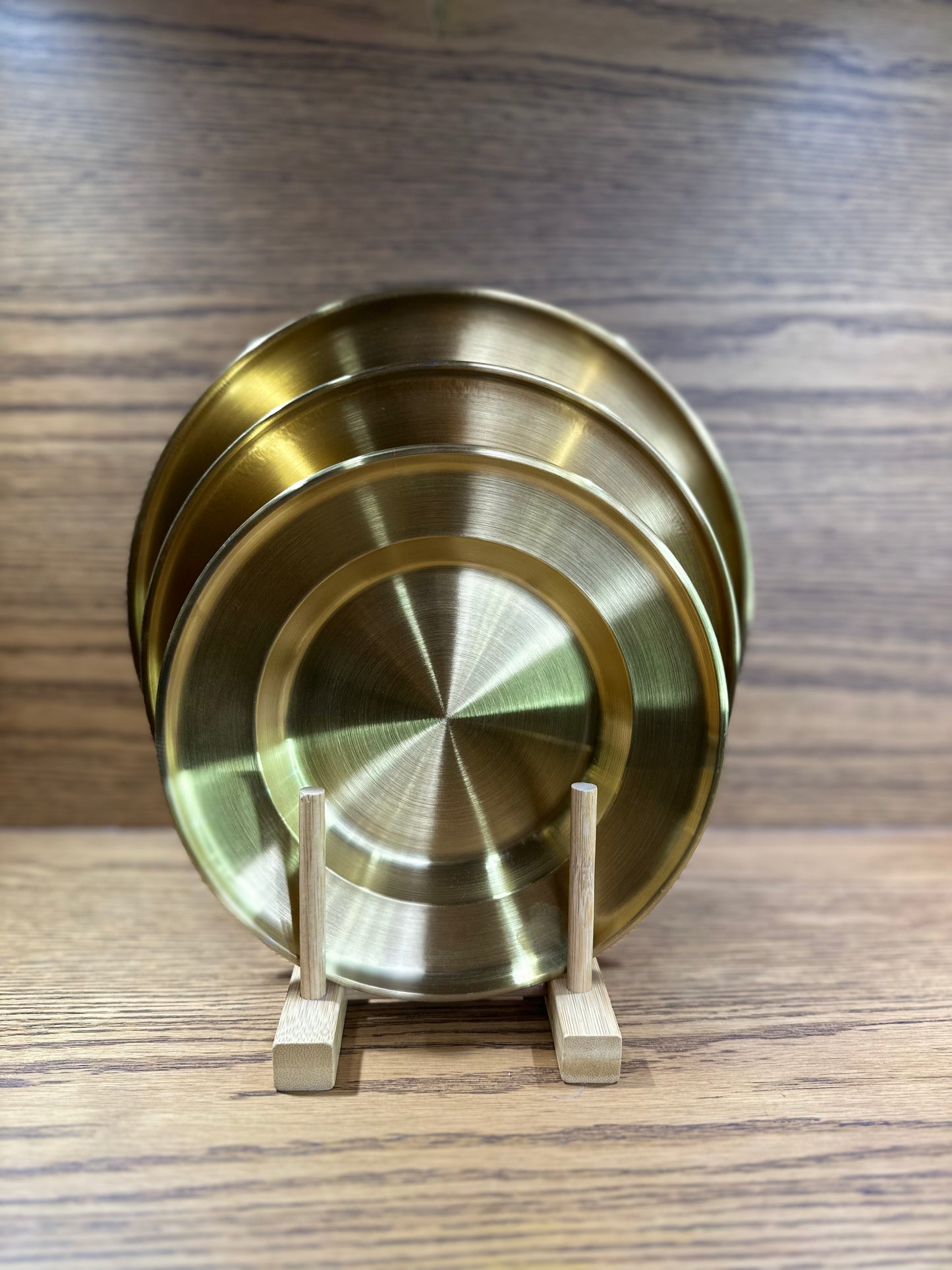 GOLDEN PLATES