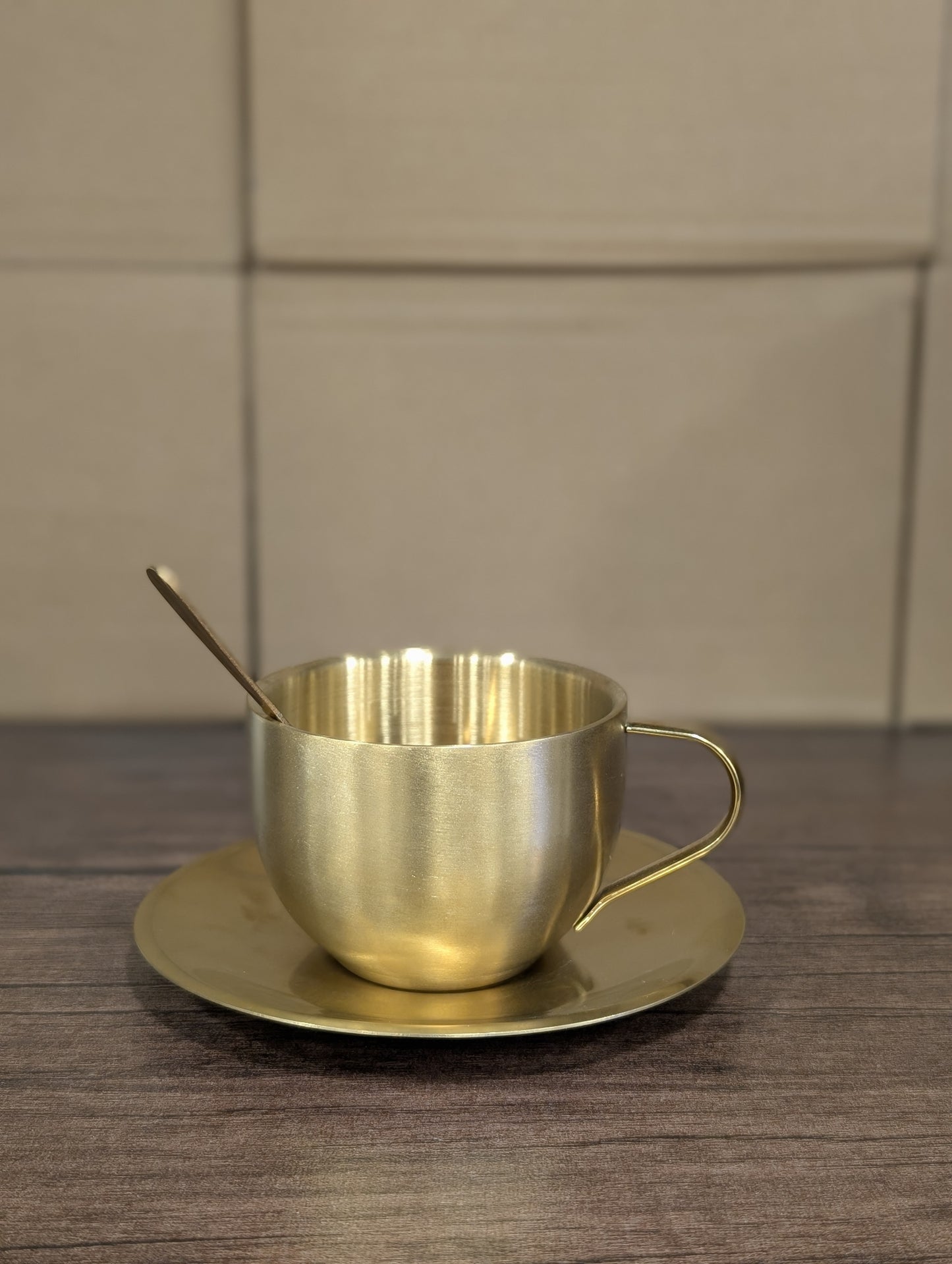 Luxury Golden Tea Cup & Saucer Set with Spoon