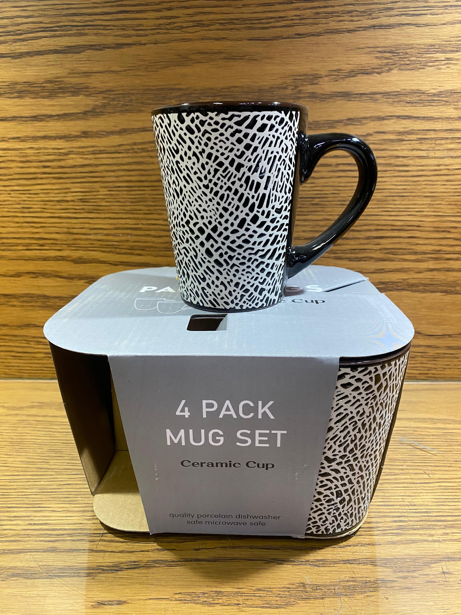Self-Embroidered 4-Piece Ceramic Mug Set - TDL HOUSEHOLD