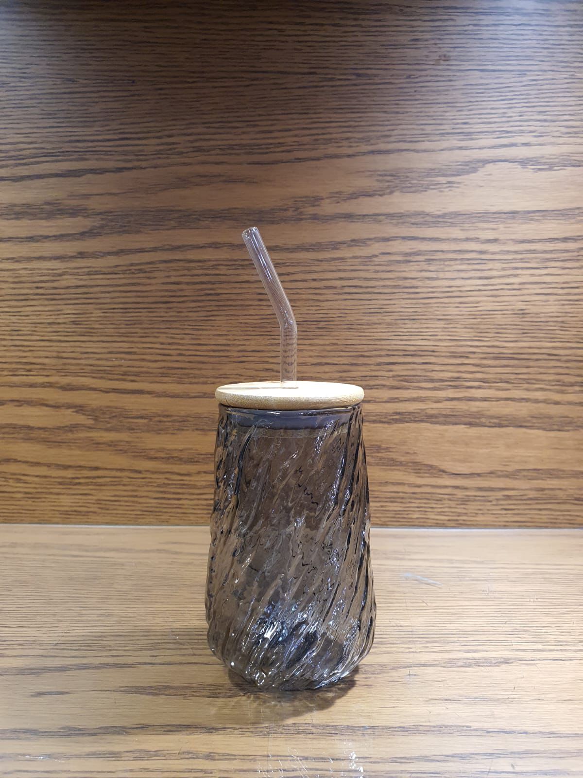 Textured Iced Coffee Glass with Wooden Lid & Straw