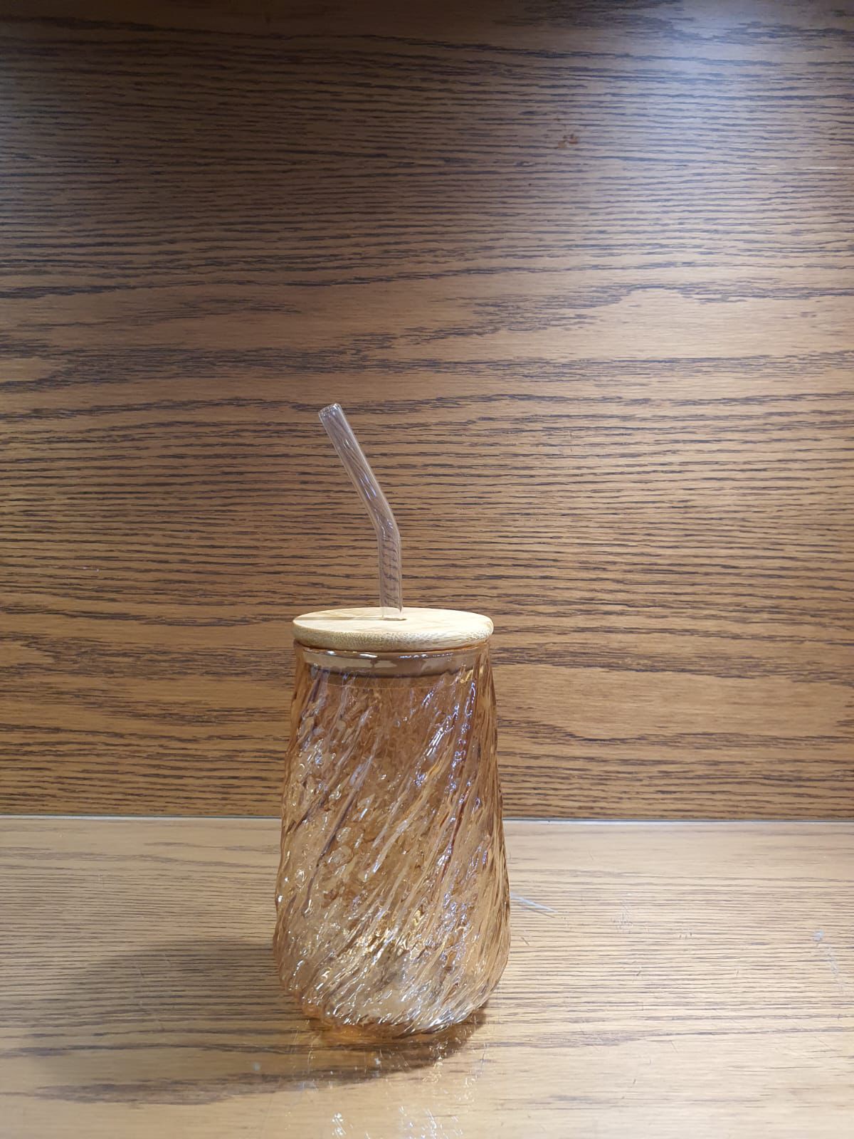 Textured Iced Coffee Glass with Wooden Lid & Straw
