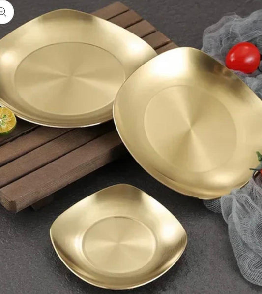 GOLDEN PLAIN PLATE - TDL HOUSEHOLD