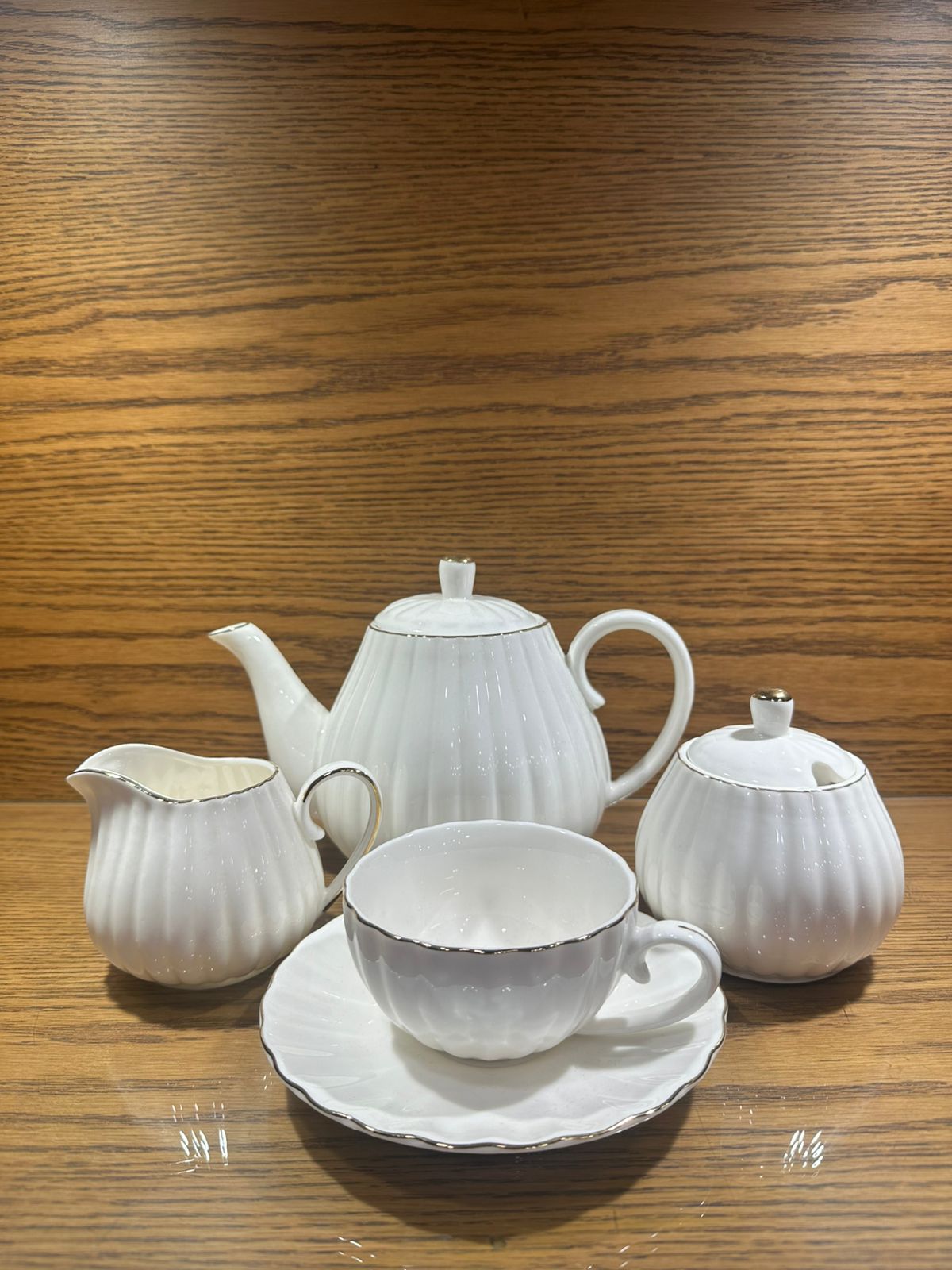 17PCS FINE BONE TEA SET