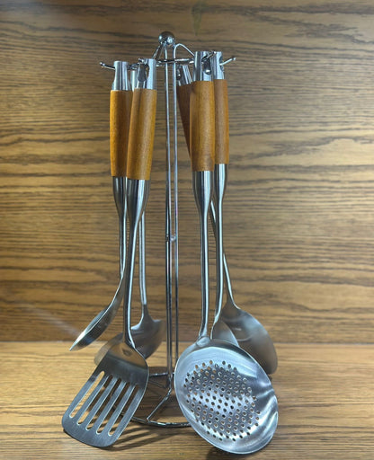 7 PIECE  KITCHEN TOLL SET